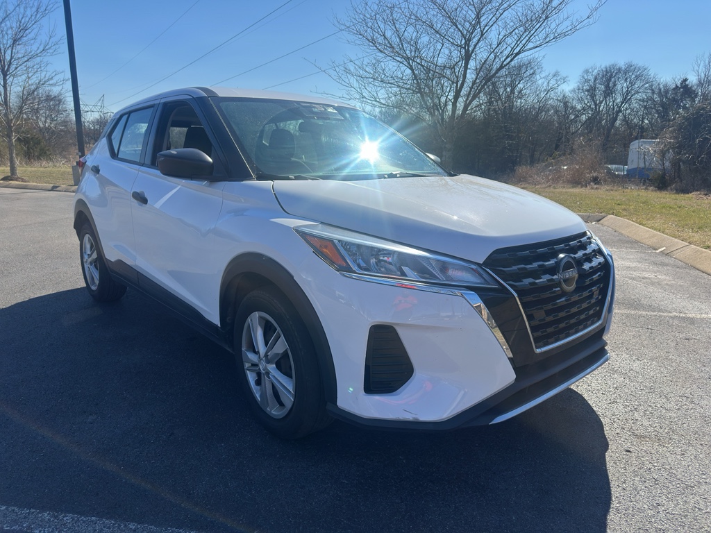 2022 Nissan Kicks S