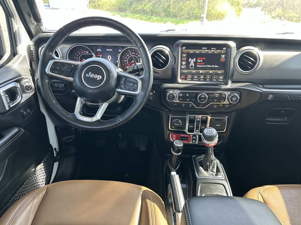 Used 2022 Jeep Wrangler SUV