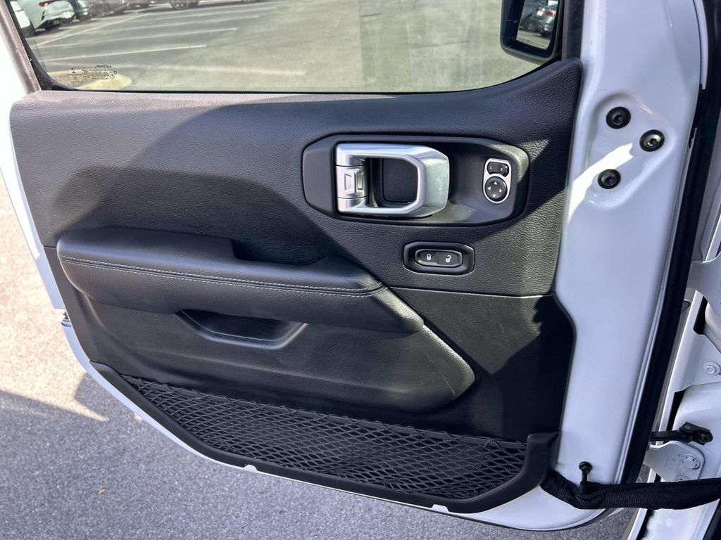 Used 2022 Jeep Wrangler SUV