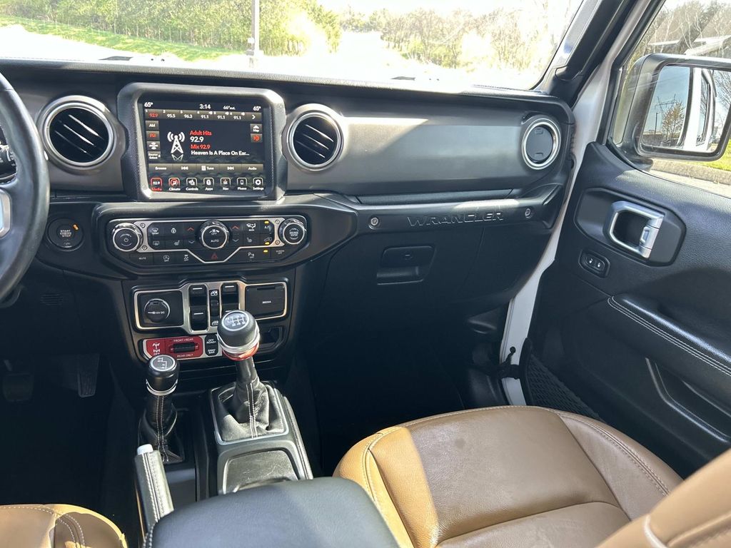 Used 2022 Jeep Wrangler SUV