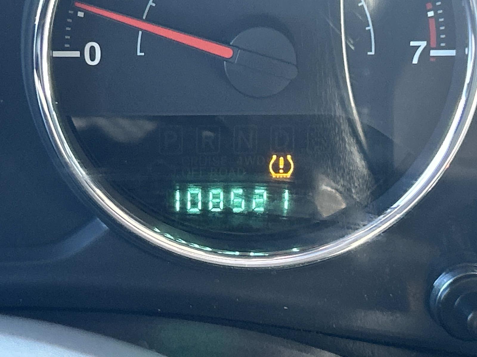 Vehicle photo 32