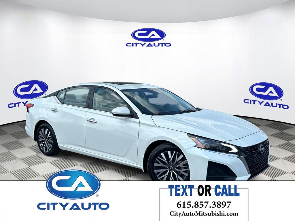 2023 Nissan Altima SV