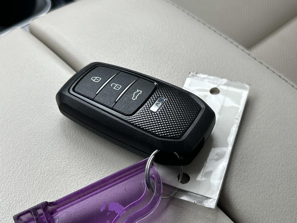 Used 2022 Buick Envision SUV