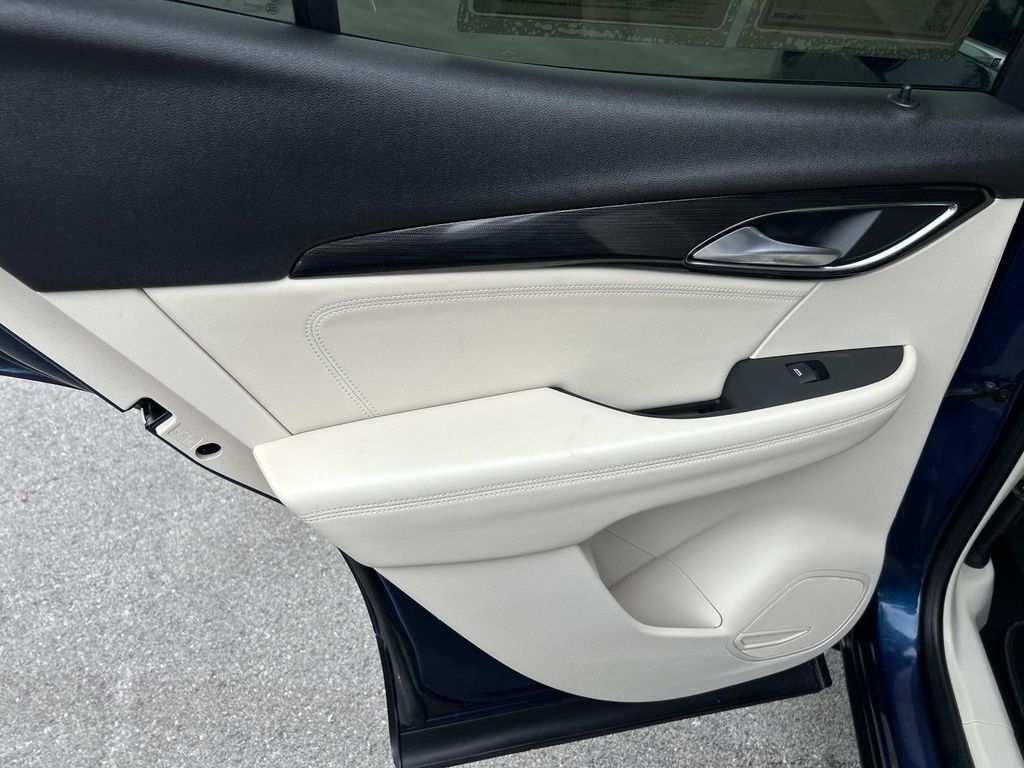 Used 2022 Buick Envision SUV