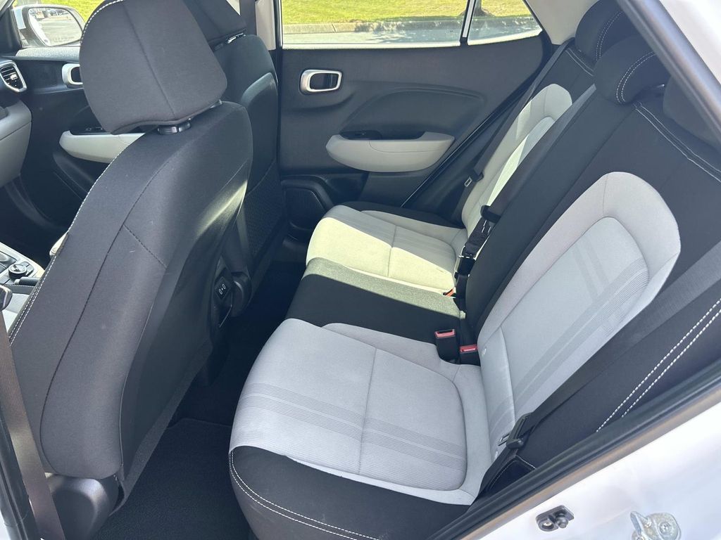 Used 2025 Hyundai Venue SUV