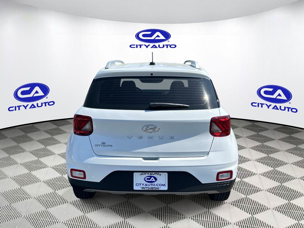 Used 2025 Hyundai Venue SUV