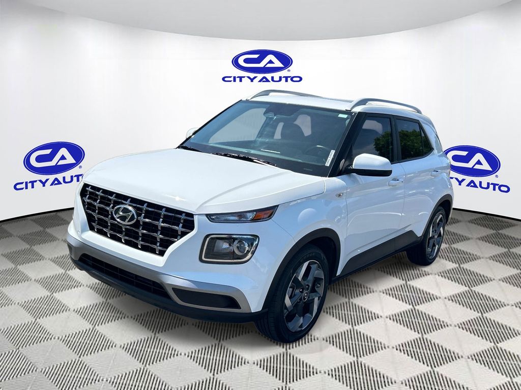 Used 2025 Hyundai Venue SUV