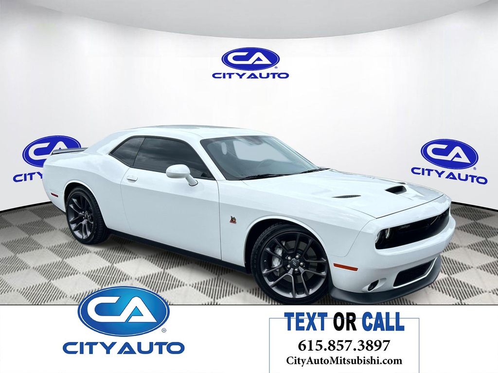 2023 Dodge Challenger R/T Scat Pack's photo