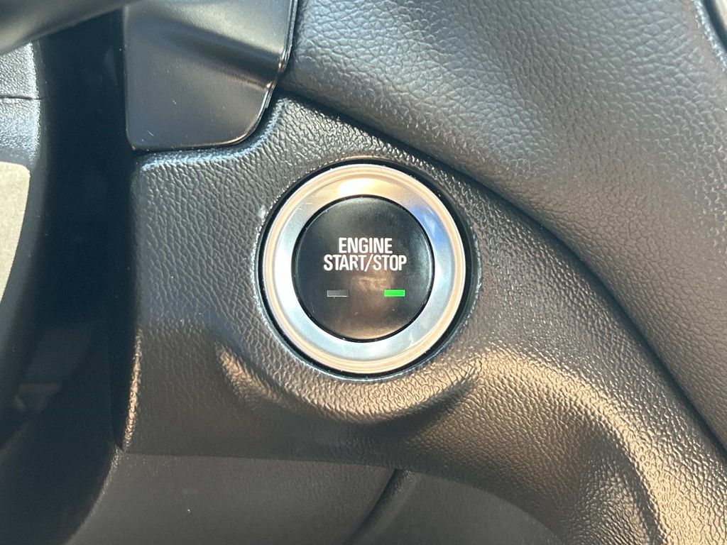Used 2023 Chevrolet Equinox SUV