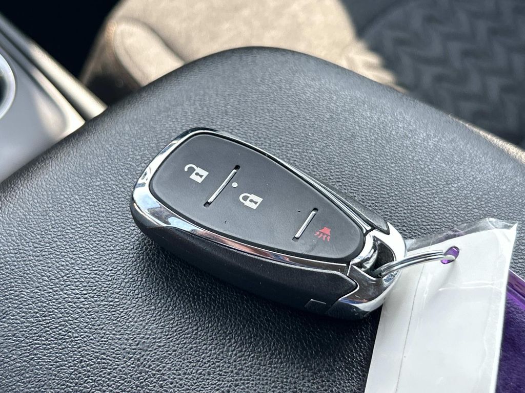 Used 2023 Chevrolet Equinox SUV