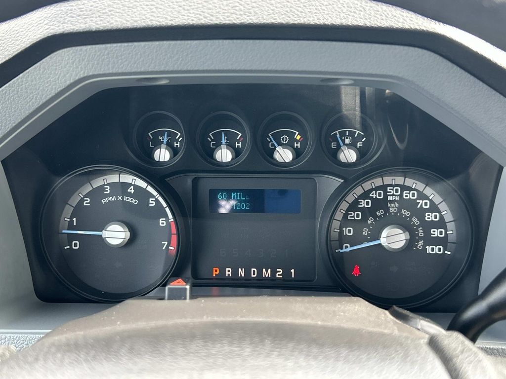 2015 Ford F-350 Super Duty XL - Photo 38