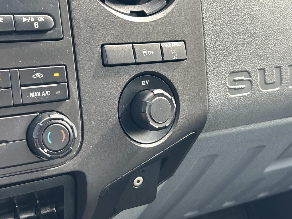 2015 Ford F-350 Super Duty XL - Photo 32