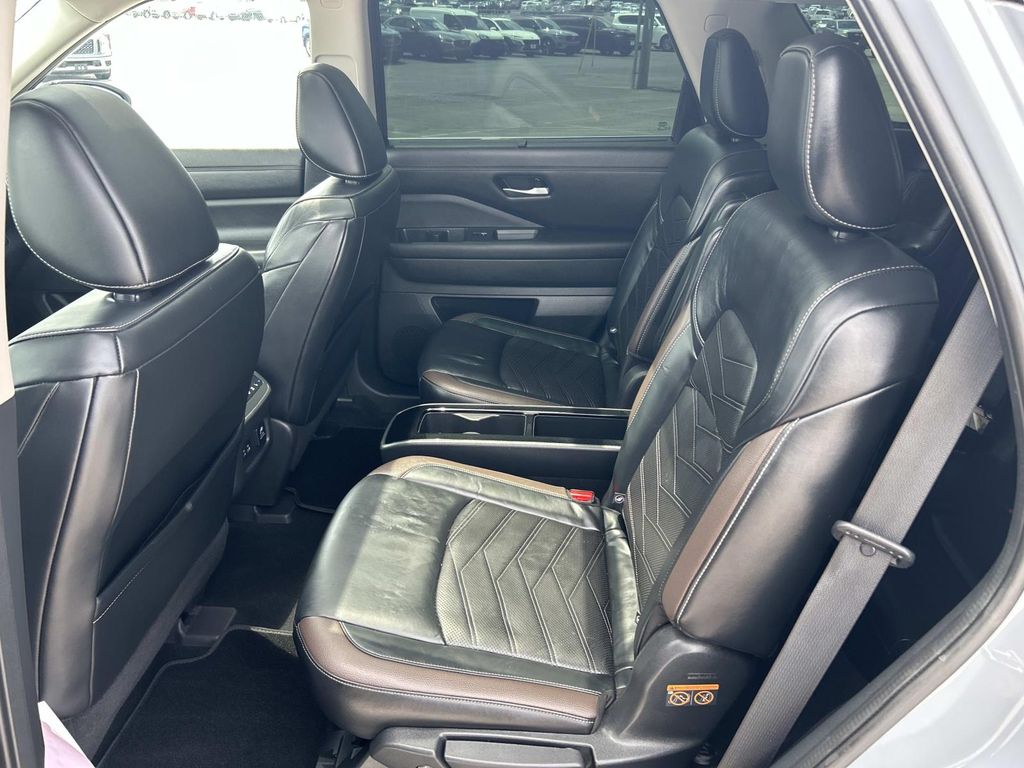 Used 2022 Nissan Pathfinder SUV