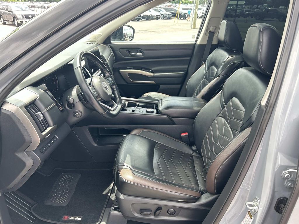 Used 2022 Nissan Pathfinder SUV