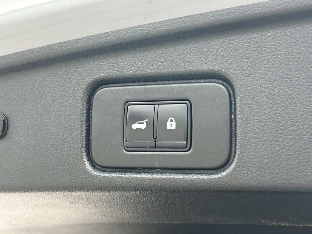 Used 2022 Nissan Pathfinder SUV