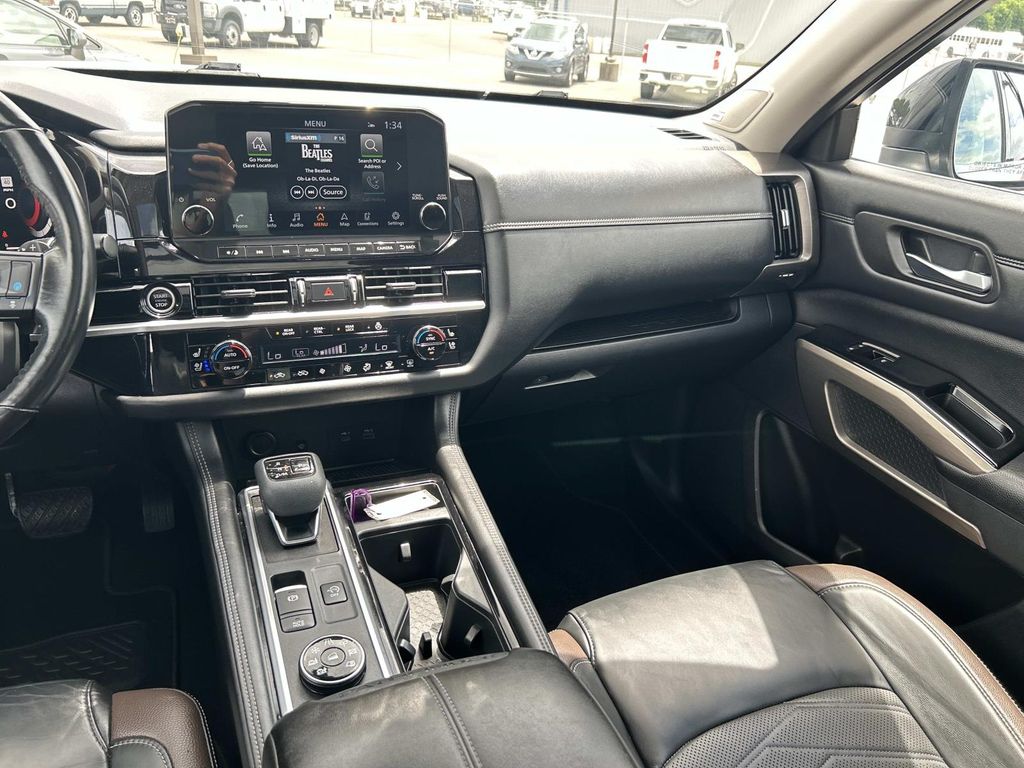 Used 2022 Nissan Pathfinder SUV