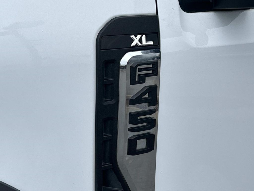 Used 2024 Ford F-450 Super Duty Chassis Truck