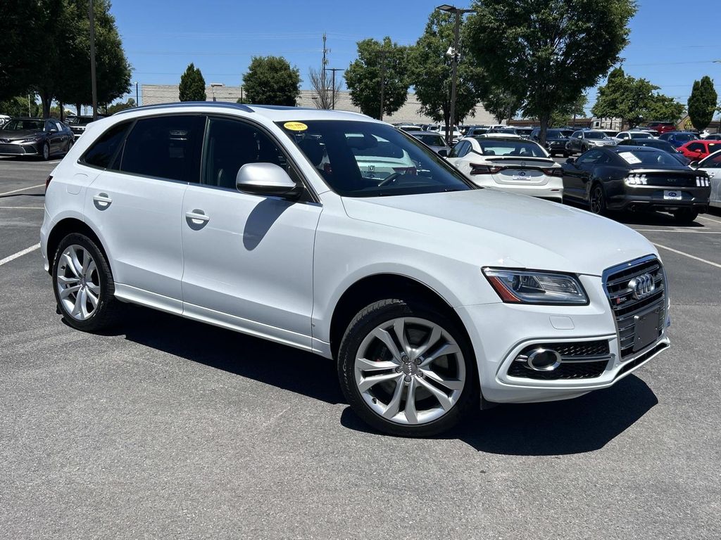 2014 Audi SQ5 3.0 quattro tiptronic Premium Plus's photo
