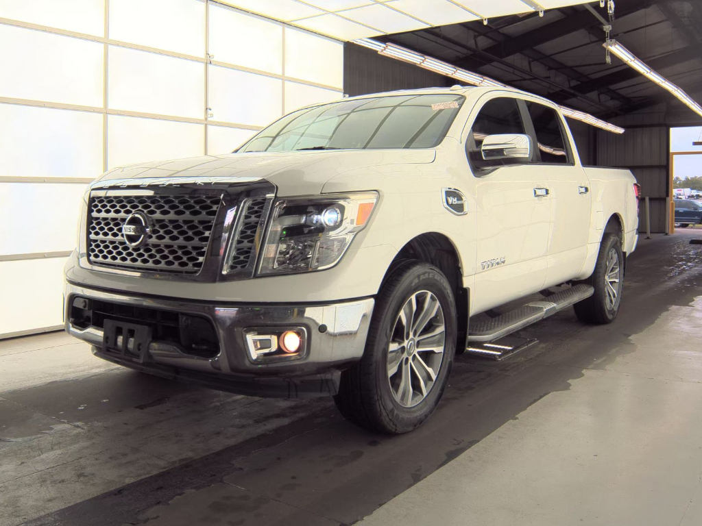 2017 Nissan Titan