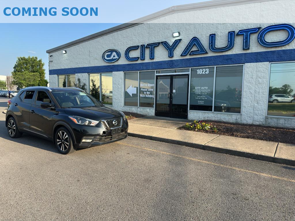 2020 Nissan Kicks SR