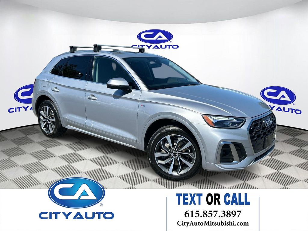 2024 Audi Q5 45 Premium Plus's photo