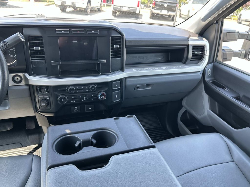 Used 2024 Ford F-550 Super Duty Truck
