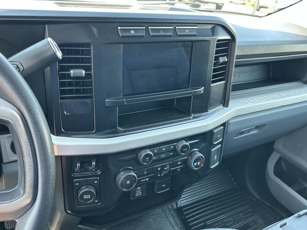 Used 2024 Ford F-550 Super Duty Truck