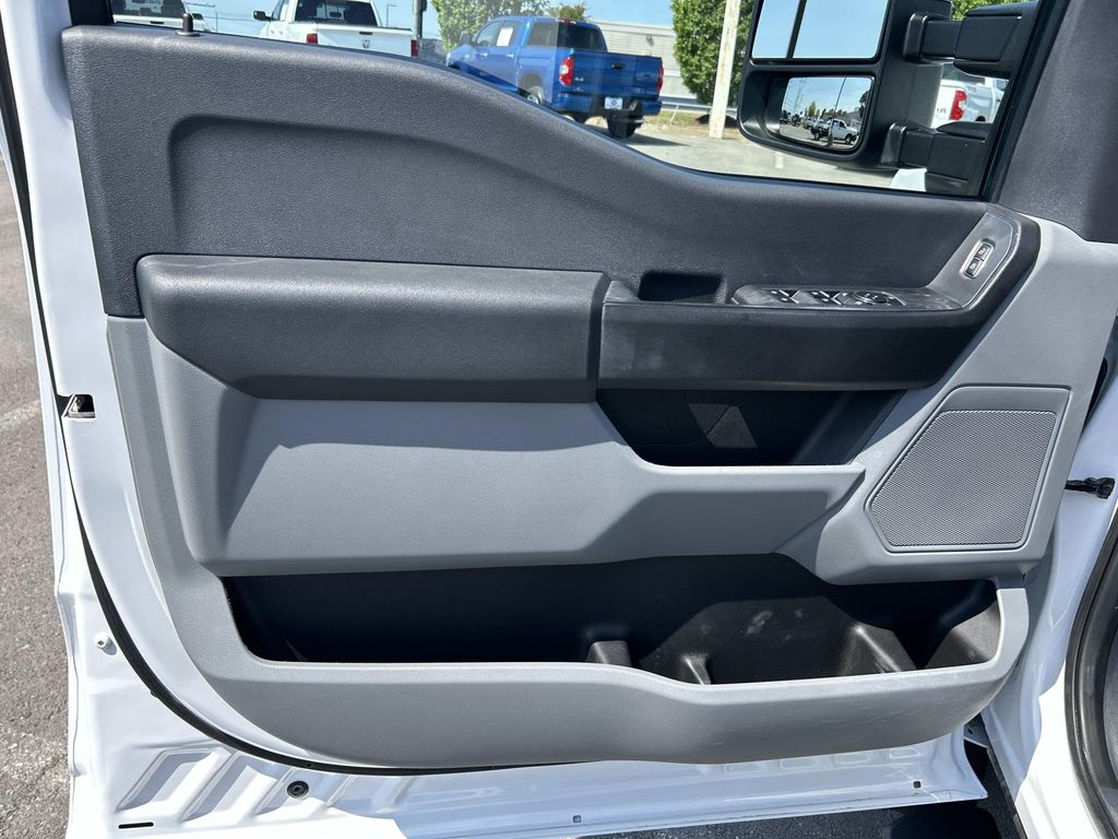 Used 2024 Ford F-550 Super Duty Truck