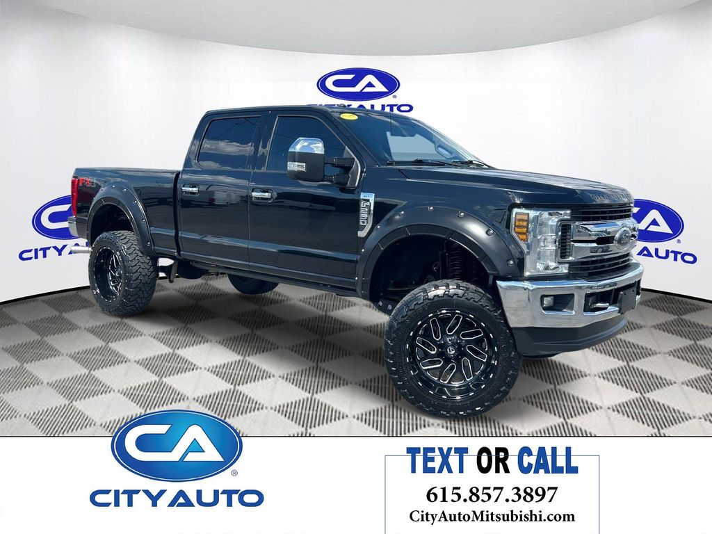 2019 Ford F-250 XLT 4x4 Crew Cab 6-3/4' Box's photo