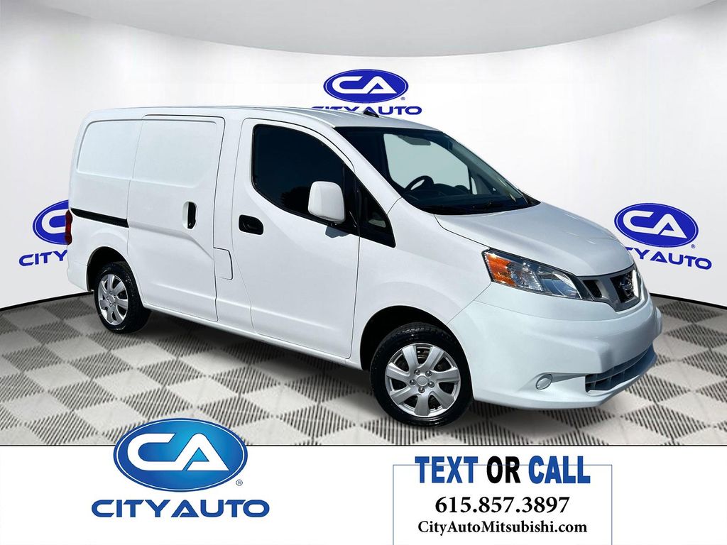 2021 Nissan NV200 SV's photo