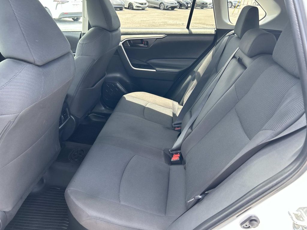 Used 2021 Toyota RAV4 SUV
