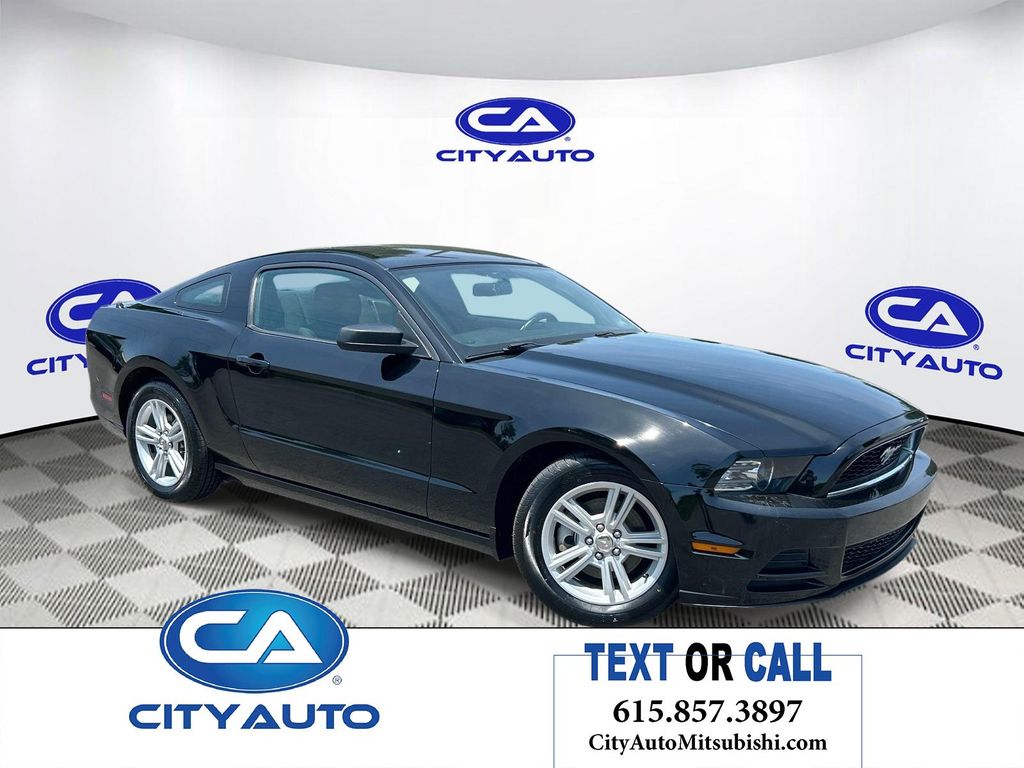 2014 Ford Mustang V6's photo