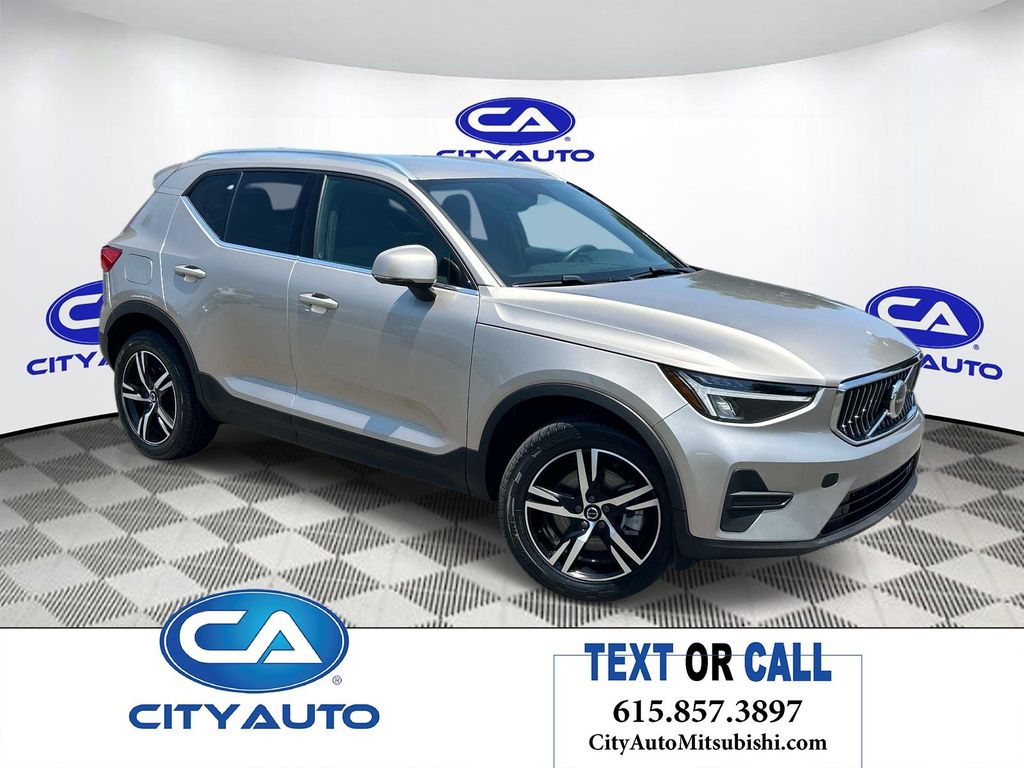 2024 Volvo XC40