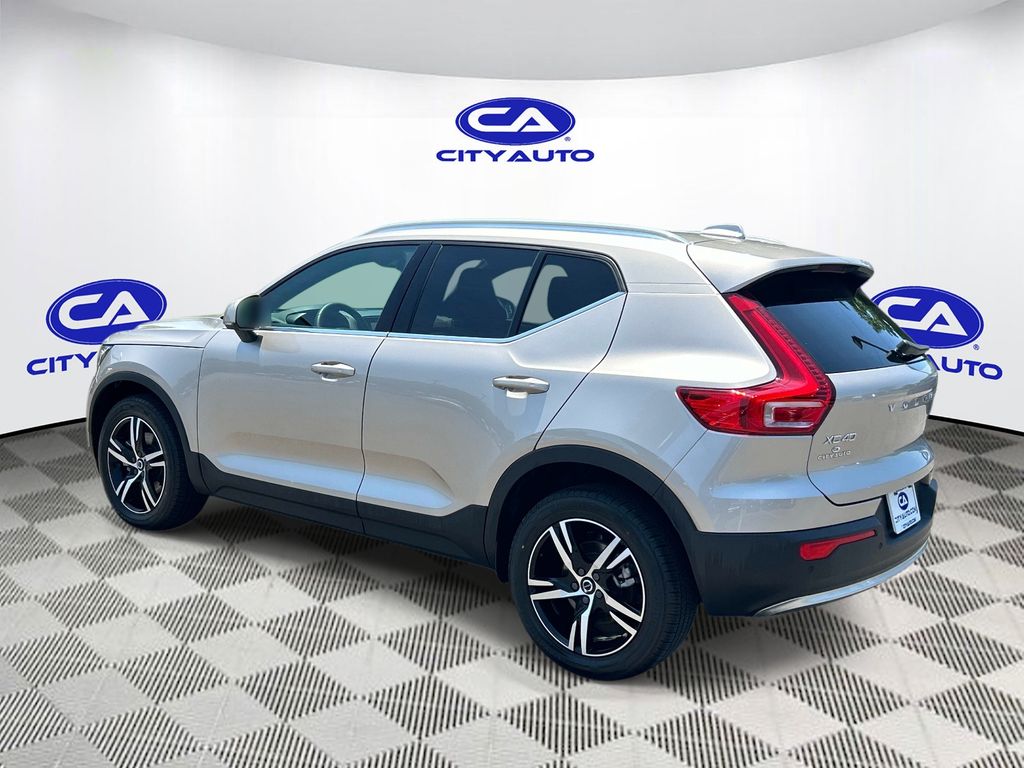 2024 Volvo XC40 Core - Photo 7