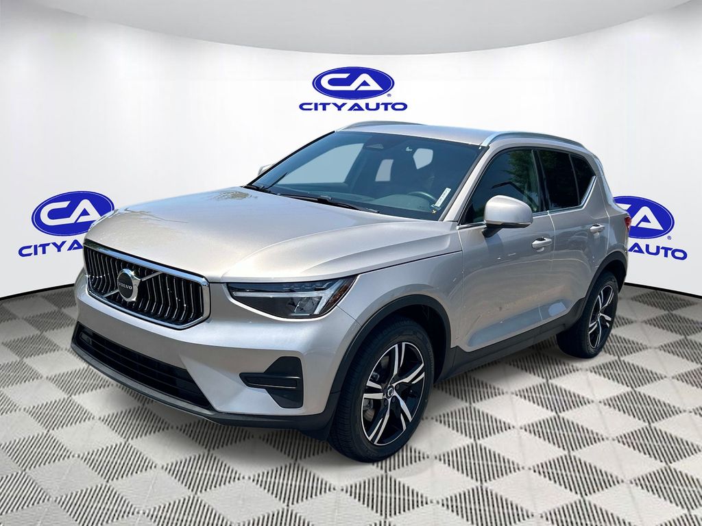 2024 Volvo XC40 Core - Photo 10