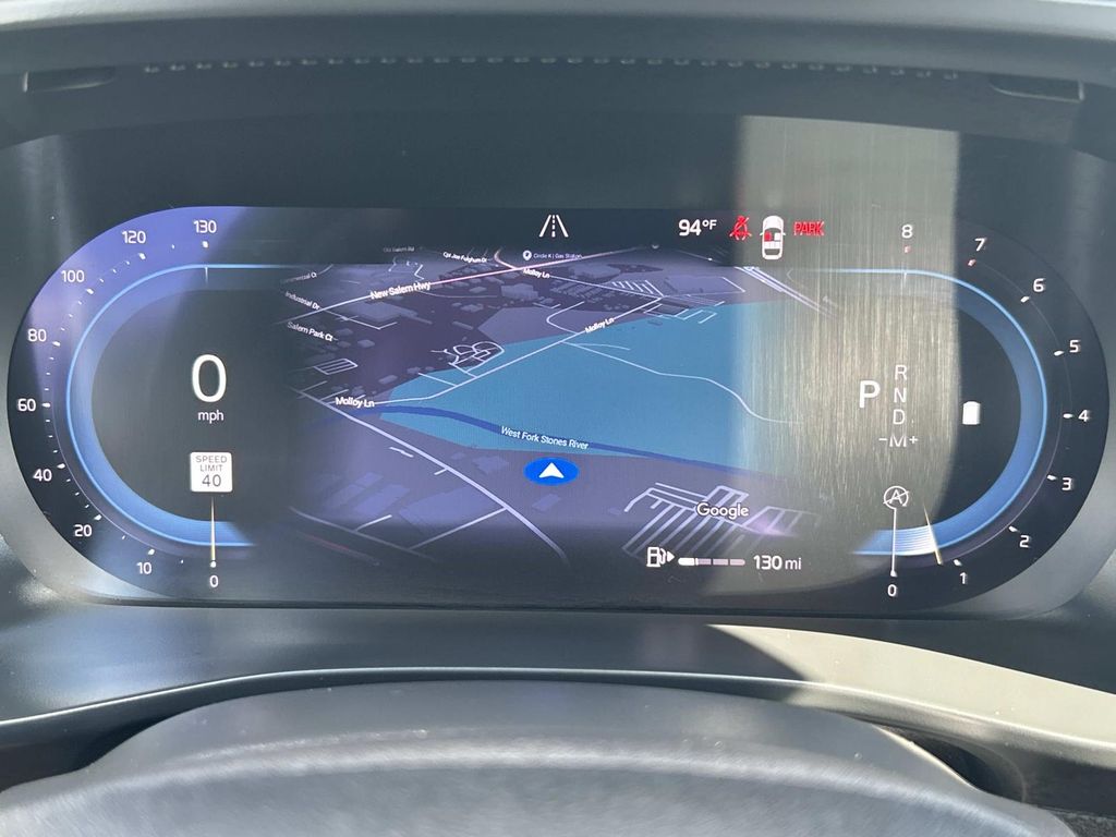 2023 Volvo XC40 Plus - Photo 40