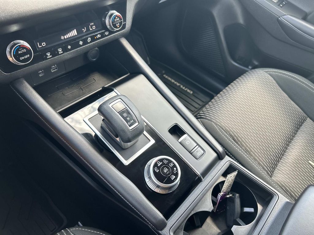 Used 2023 Mitsubishi Outlander SUV