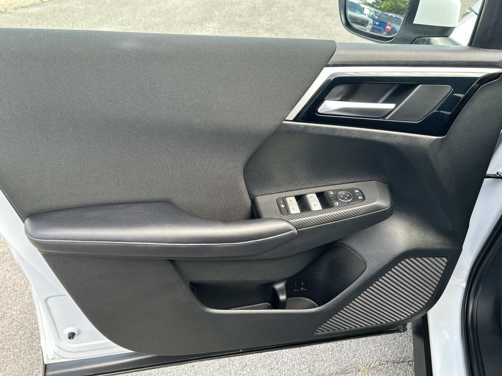 Used 2023 Mitsubishi Outlander SUV