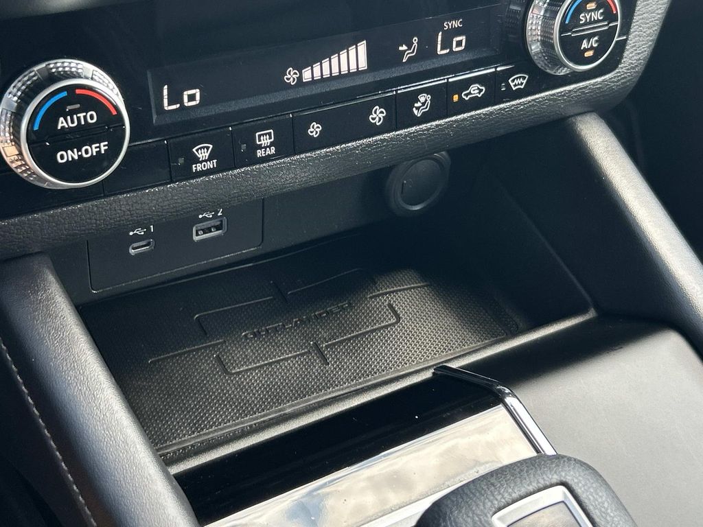 Used 2023 Mitsubishi Outlander SUV