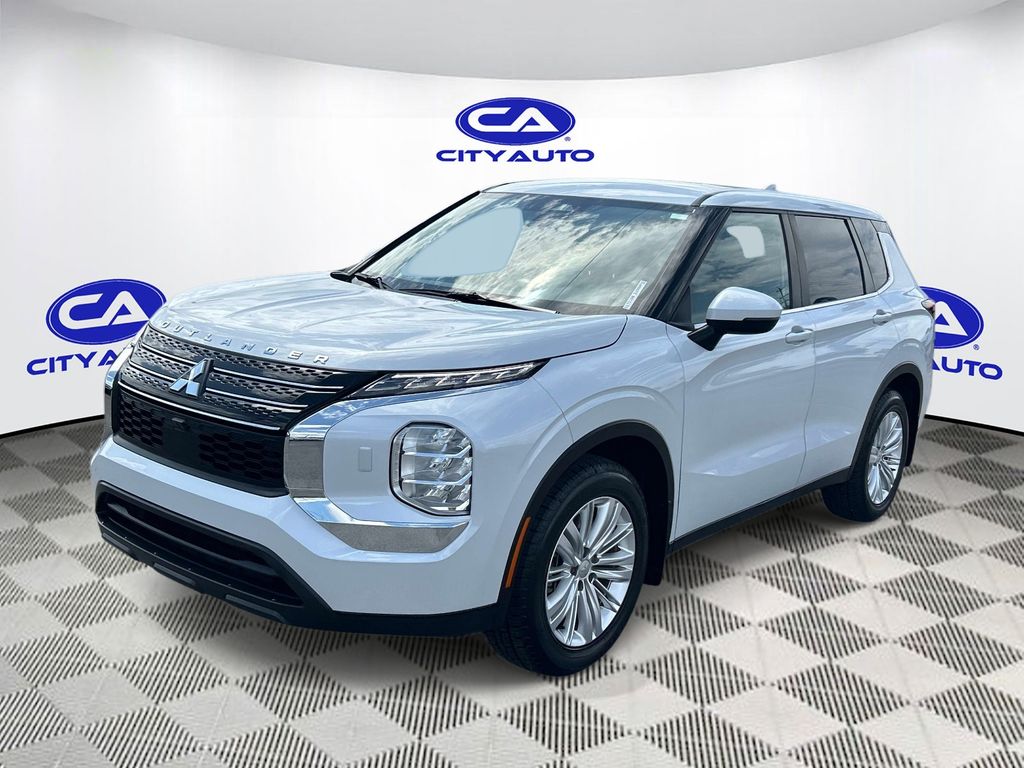 Used 2023 Mitsubishi Outlander SUV
