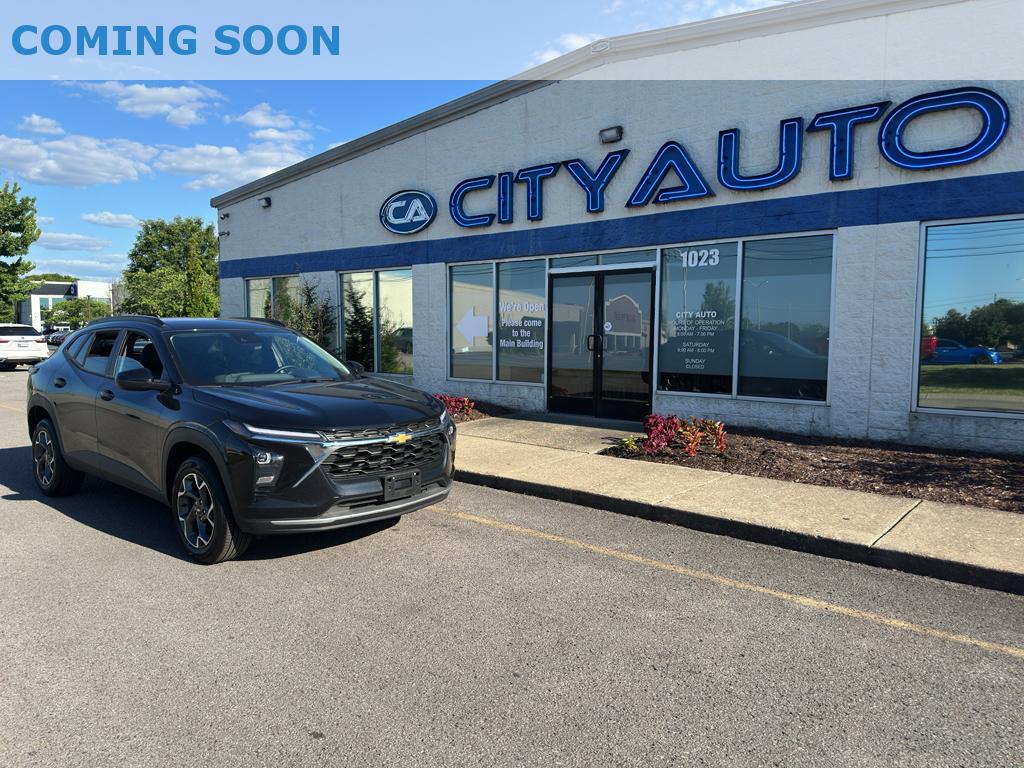 2025 Chevrolet Trax LT's photo