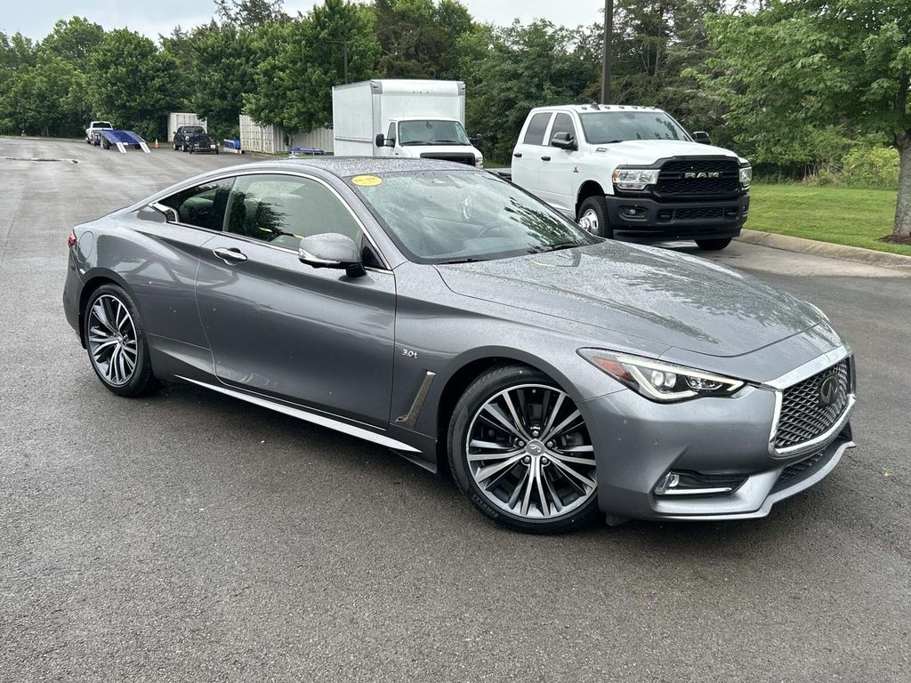 2017 INFINITI Q60 3.0t Premium's photo
