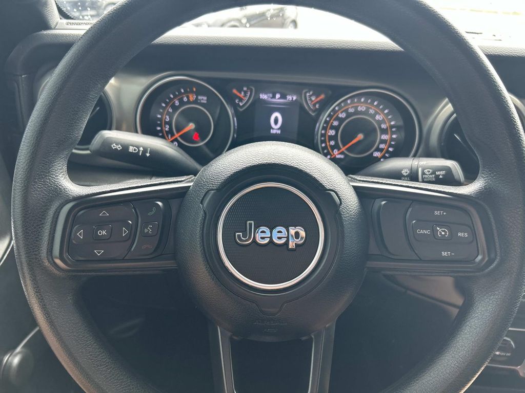 Used 2023 Jeep Gladiator Truck