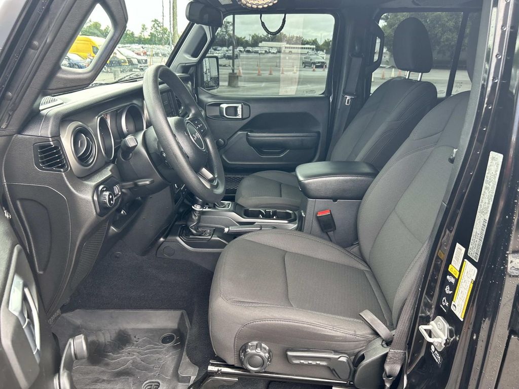 Used 2023 Jeep Gladiator Truck