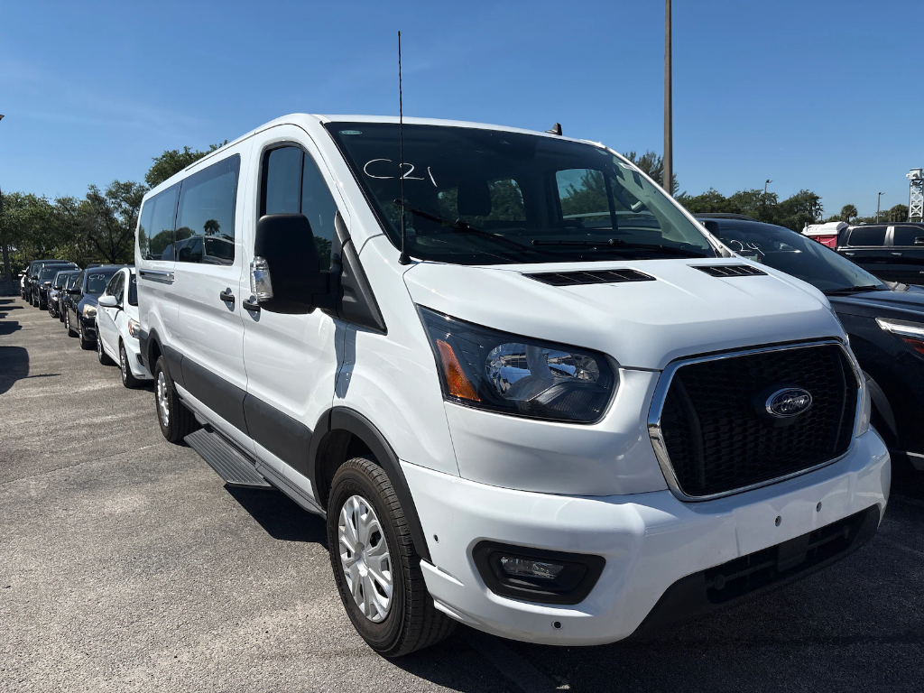 2024 Ford Transit 350 XLT Low Roof Sliding Pass. 148's photo