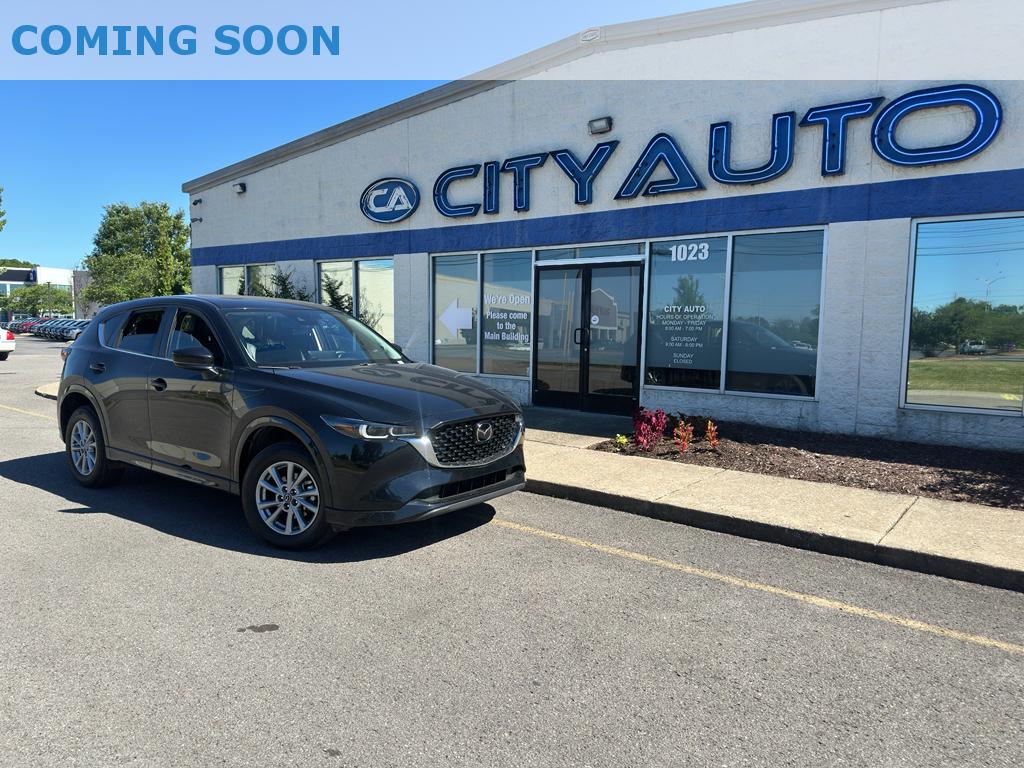 2024 Mazda CX-5 S Preferred package Auto AWD's photo