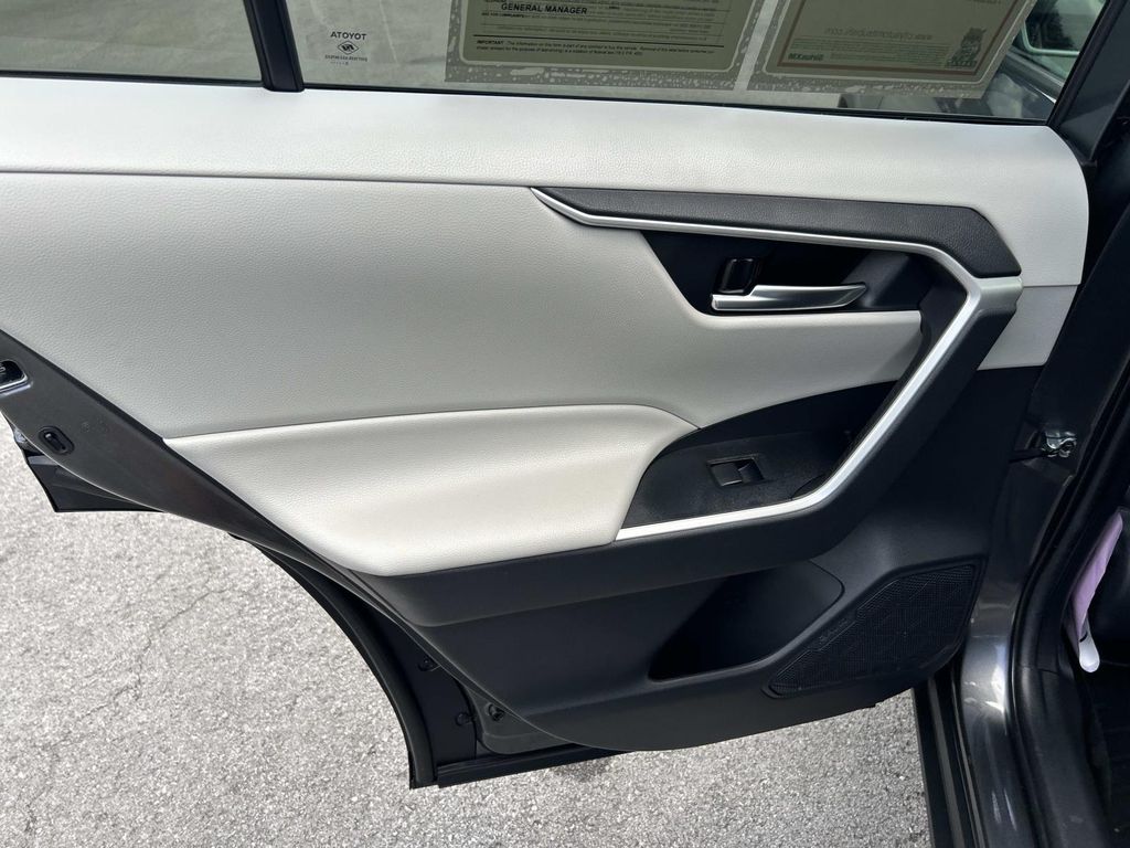 Used 2020 Toyota RAV4 SUV