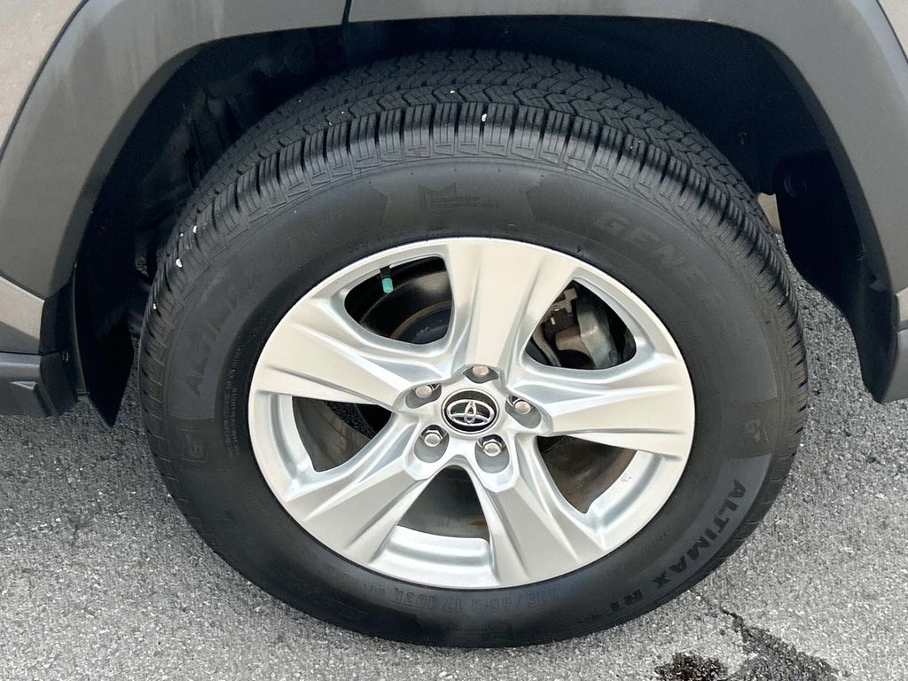Used 2020 Toyota RAV4 SUV