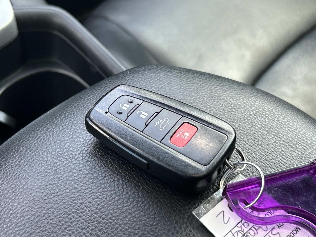 Used 2020 Toyota RAV4 SUV