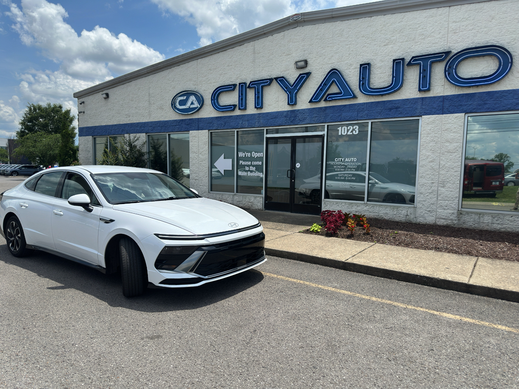 2025 Hyundai Sonata SEL's photo